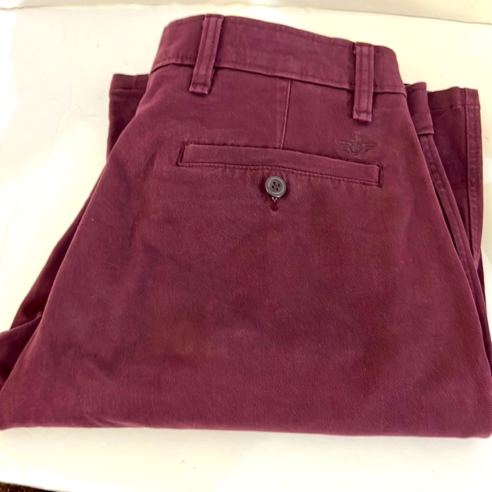 Dockers straight fit